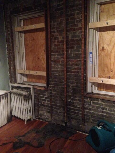 scotteisenphoto's tweet image. Little bit of clean up from a company so far. The room is looking okay. #fireproblems