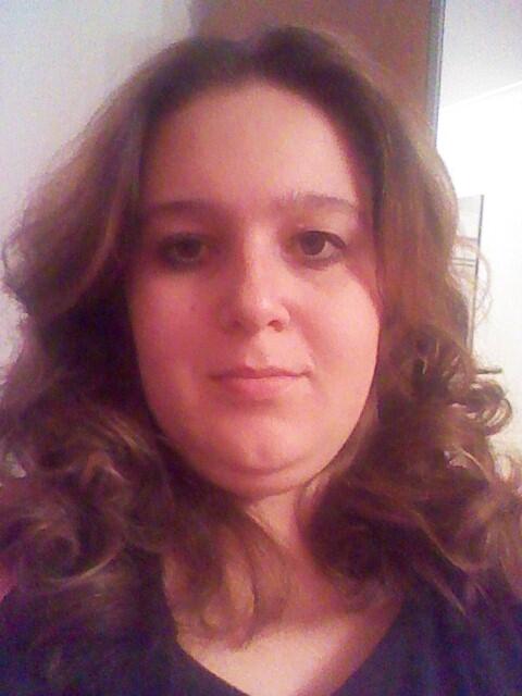 leanneba's tweet image. Do u think i look like Beyonce when she had long hair yes or no