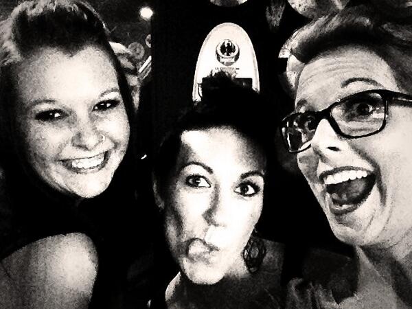 HorrorGirl86's tweet image. My 2 fav ladies💝💎💊💵#anythinganything