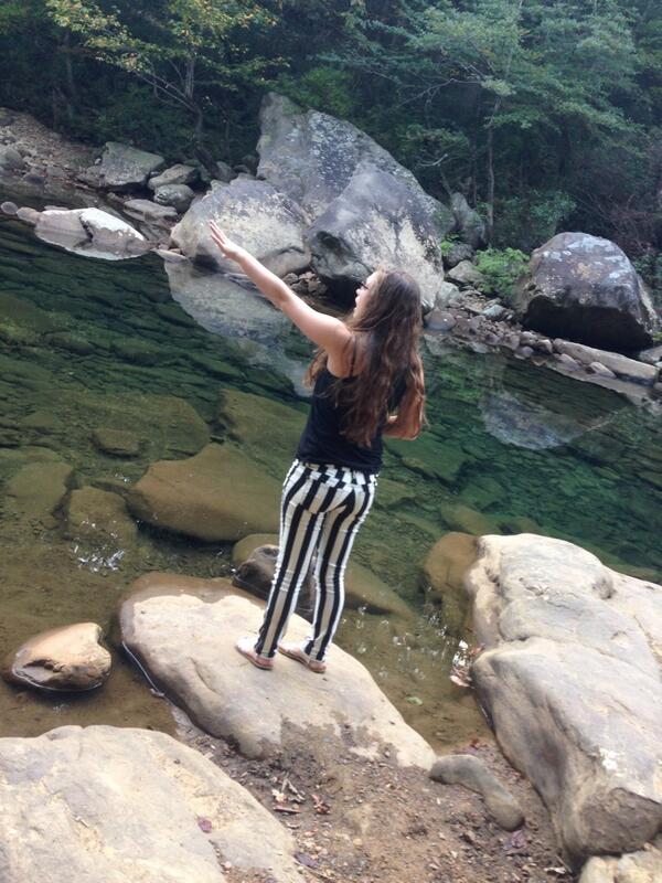 taylorhaalll's tweet photo. Idk http://t.co/uNacSE2ZJY