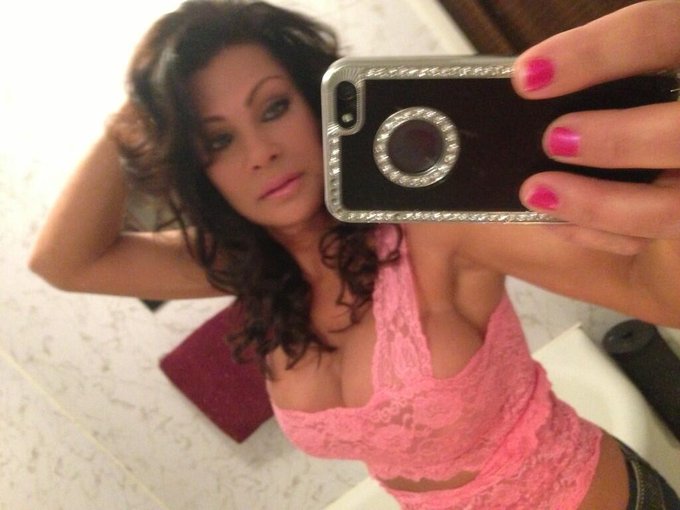 Come to Frank Days SD and see me and 30 other beautiful girls! http://t.co/nCfc7JVqBS