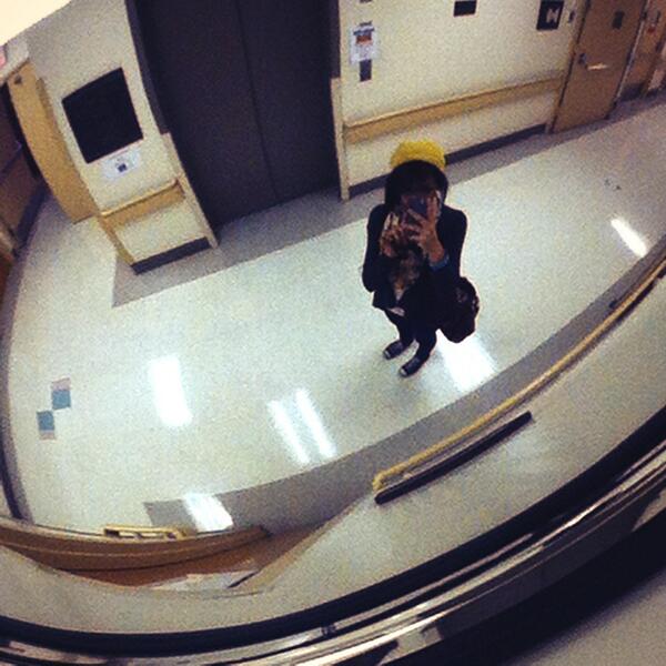 _dizzymslizzy's tweet photo. Selfiieeeee . Oh mira que cute http://t.co/IFQtQPmXCf