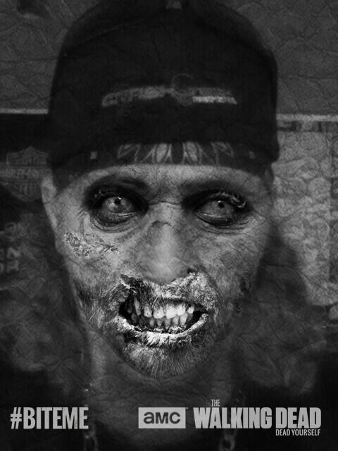 JustinLMoylan's tweet image. #halloween #biteme #wickit #baxwar #zombie #loveit #bored