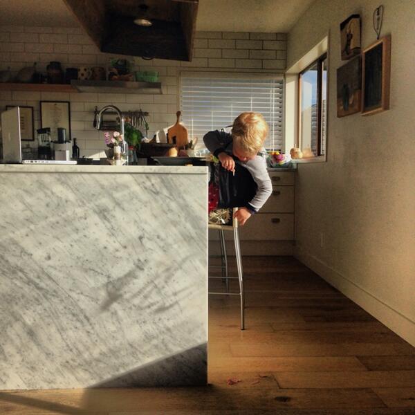 Feeding time at the zoo! The floor must be hungry 🙈🙉🙊