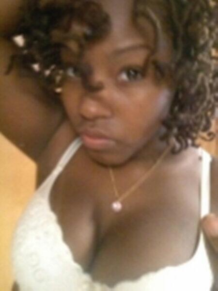 MepakoReturns's tweet photo. #MepakoNation #Boobs http://t.co/FPz0PkFEc4