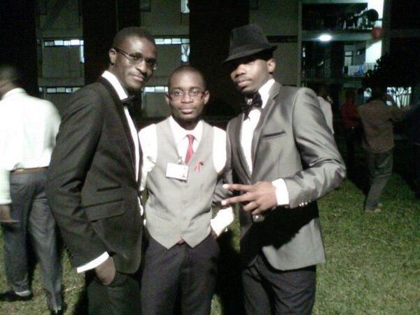 munkombwe6's tweet photo. Legendary http://t.co/knWxih8Rr0