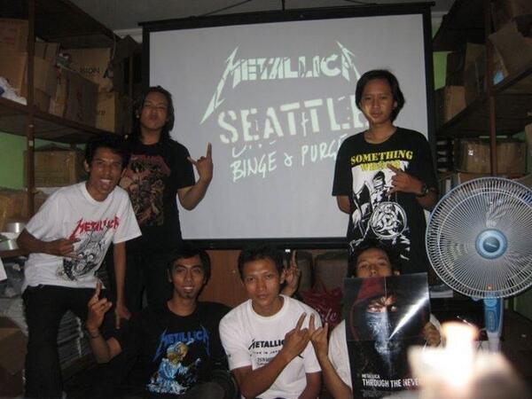 "garage day visited" pota poto sblum nobar \m/