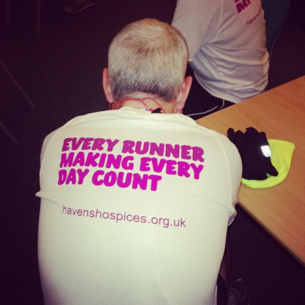 HavensHospices's tweet photo. A huge well done to everyone who completed the @MidniteMarathon Every Runner #makingeverydaycount http://t.co/KB0IAIAZID