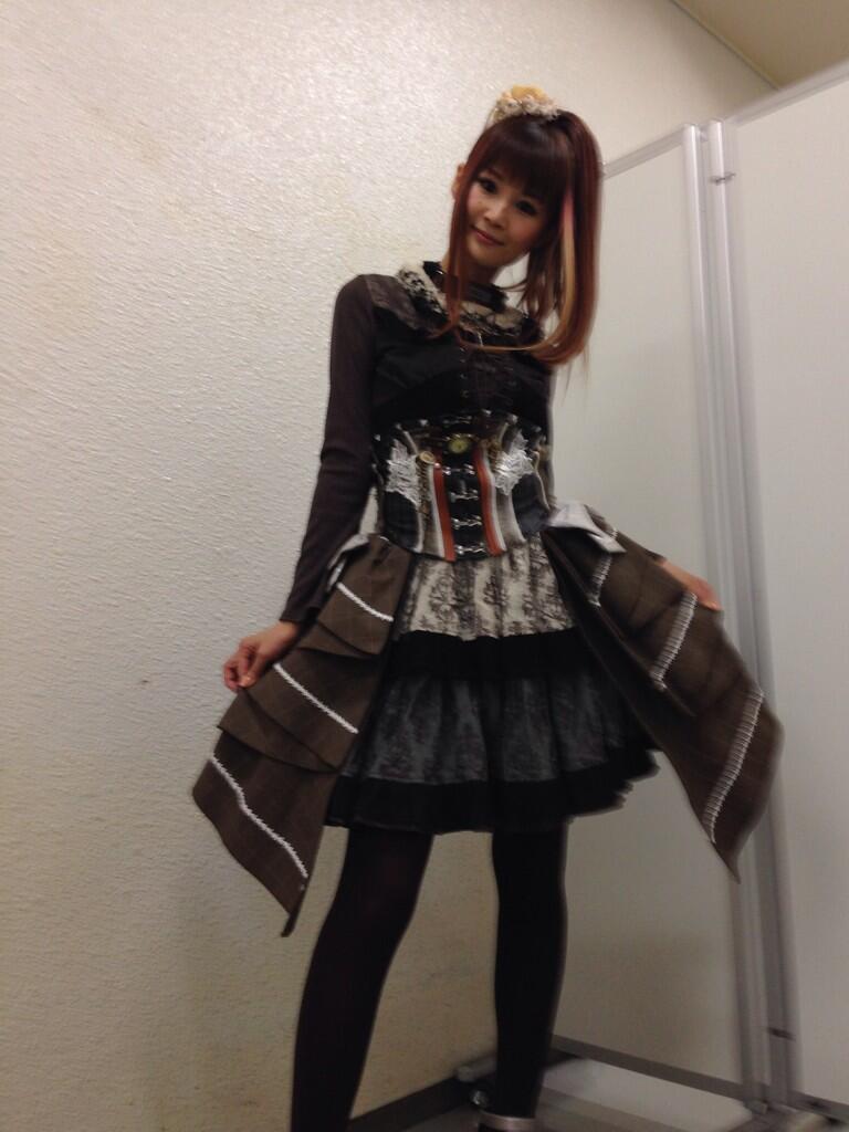 こばやし ゆう さんコップ BWd488bCIAE58Rc.jpg:large