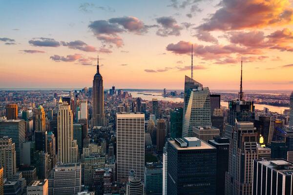 ComparaViajes's tweet photo. ¡Viaja a Nueva York desde 430€ Billetes de ida y vuelta! http://t.co/xov259xhpS http://t.co/al3V2IXxhV