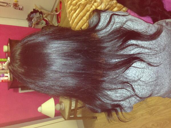 HawtLocks's tweet image. Before @HawtLocks got her hands on this girls hair