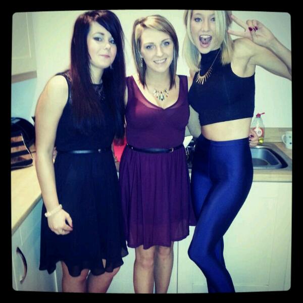 ABritishMuffin's tweet photo. Girl power #girls #party #vodka http://t.co/4Qy5OzpHck