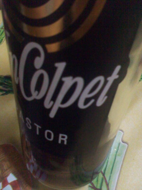 eraluu's tweet photo. A la salud de @Iborgia  :) Con muchísimas ganas de verte! http://t.co/ADx4DqhO7v