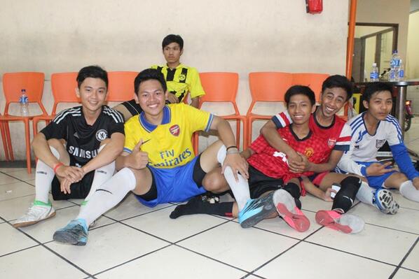 <a href="/Ray_shandy/">Ray shandy</a> <a href="/LangIyo/">Iyo</a> <a href="/thupe09/">Luthfinurarofat</a>