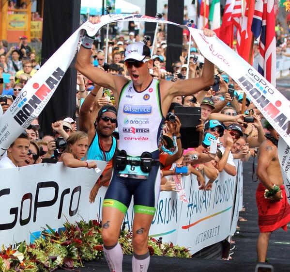 World Champion: Big congrats to <a href="/fvanlierde/">Frederik Van Lierde</a>. #simplyfaster