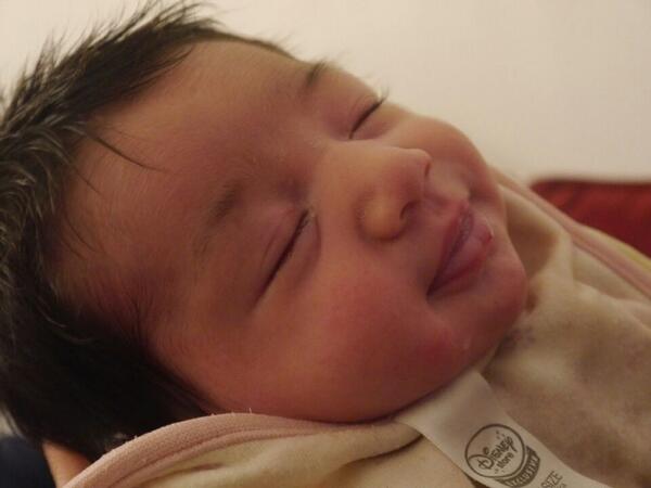 AmandZenou's tweet photo. Le nouvel amour de ma vie ❤❤❤
#TatieAmandine http://t.co/ThcL8lHhHd