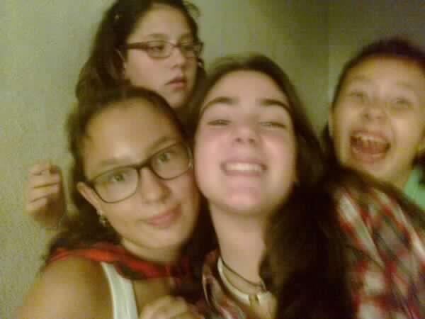 Jose_Ramon_Arce's tweet photo. Las quiero.  #Primas #HaciendoElTonto http://t.co/NzxJYSvmSi