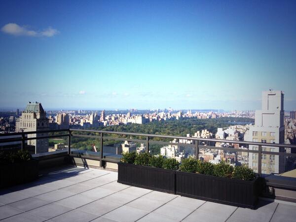 ChrisMGoldstein's tweet photo. Unique New York http://t.co/plV41C5x6Y