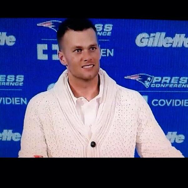 theeyetester's tweet photo. Where do you even buy these clothes? http://t.co/y7gZedRzwW