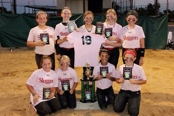 Lady Sluggers tweet media