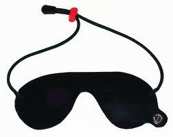 2BKen's tweet image. Ninja at the office is selling his used Ipad...guys are walking to his desk LMFAO the confusion. #Eyepad @Dj_Amar_B