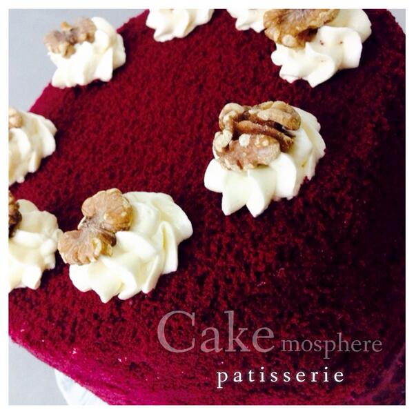 CAKEmosphere's tweet photo. Hi there! Try our super moist red velvet cake covered with cream cheese frosting! Contact us for price! #cake #yum http://t.co/5IVKL3DshA