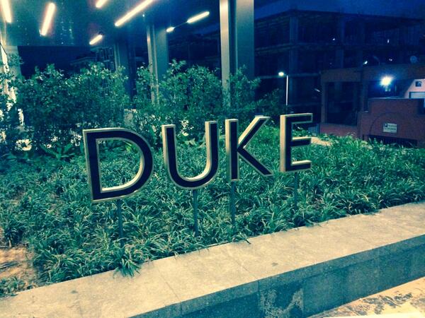 Yaptık oldu #DUKE #restaurant #TrumpTowers