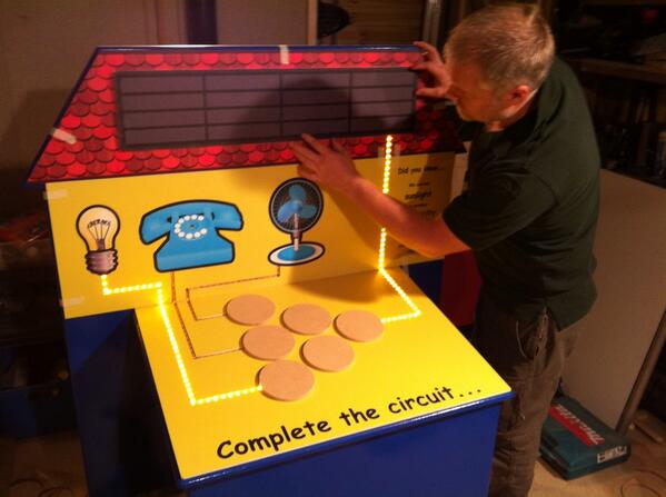 WildlifeGadgets's tweet image. The new #SolarCircuits interactive science exhibit is coming together nicely. #eveningproject