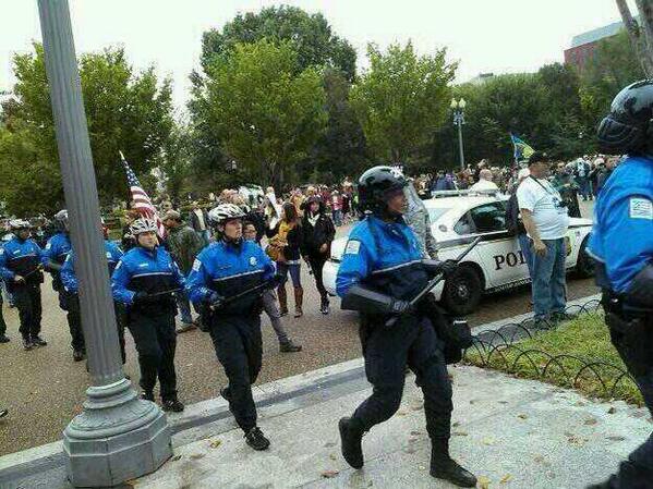 Obama regime to bring in riot squad against Murrieta protesters