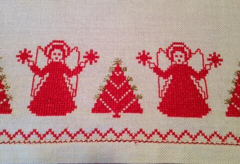 FromeGossip's tweet photo. “@rebeccasaix: These little ladies are coming to the  Christmas @VintageBazaar1   in Frome this weekend. http://t.co/ZW5EHajfiG”