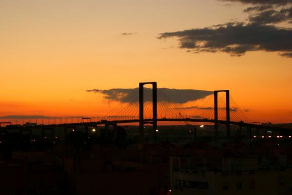 SevillaRightNow's tweet photo. Atardecer en Sevilla  #sevilla #sevillahoy #sevillahistórica http://t.co/eCndJqKHck
