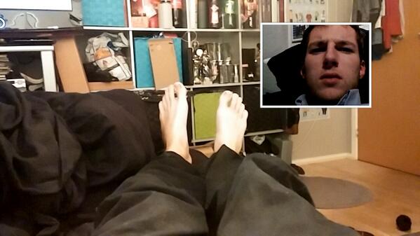 Dommeren's tweet image. Damn my feet hurts!!! Lang arbejdsdag :O #workwork #doublecamera #lgg2dk