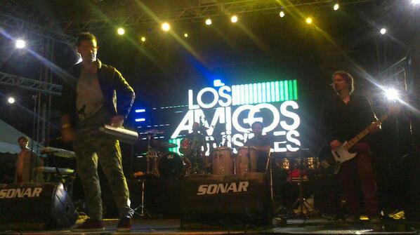 Liz_B_G's tweet photo. Pura Gozadera @AmgsInvisibles #Bucaramanga @Leafestival http://t.co/XxoYG7MZst