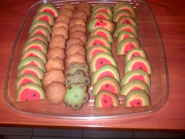 JointChef's tweet photo. Cosa ci #frolla oggi in testa?!! @Joint-Chef. Buona giornata a tutti http://t.co/5tdjfanagH