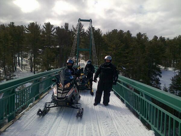 WilsonLakeResor's tweet photo. Happy thanksgiving everyone now bring on the #snow and #snowmobiling http://t.co/ktKm8OJeUM