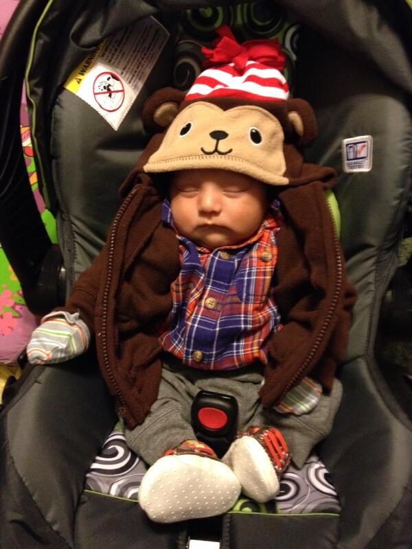 DiannaPantoja's tweet photo. Today my baby Nathan is 1 month :') 👶☺💙@JuanLopez017 http://t.co/WqTrSc581l