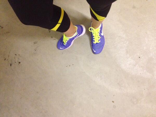 AninaSchneider's tweet image. Ready for a #kickpower lesson with @NikeRunning