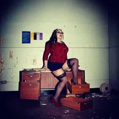 size 16 and proud of my body #effyourbeautystandards #BodyConfidenceWeek