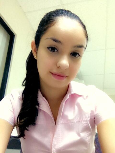 Yeilenne's tweet photo. Chica Fepsa via #Camera360# http://t.co/72oeTYlWDJ