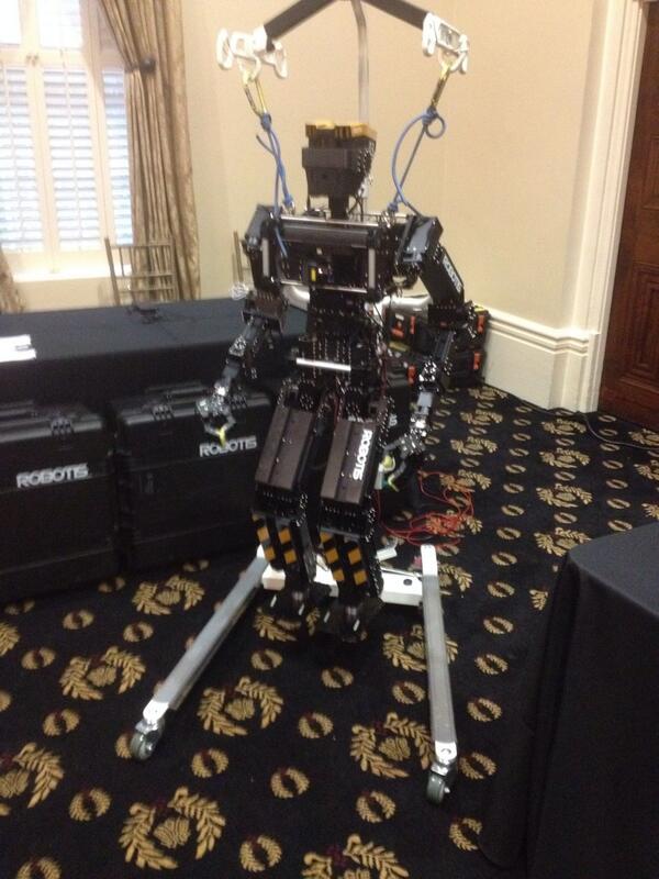 NatsNAOrobot's tweet image. Nice surprise from #robotis !