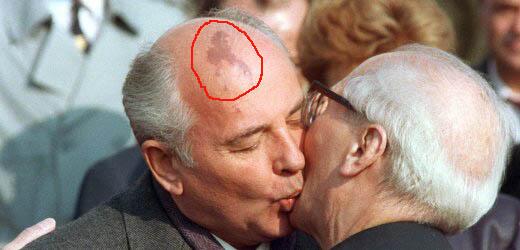 clarabou's tweet image. El Automapa (de nacimiento) de Mijaíl. #automapa #perestroika #gorvachov