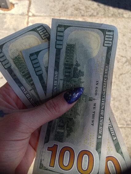 The new 100 dollar bills look like Monopoly money o.0 http://t.co/ZvCfYS7GUI<a href="/tag/newterritory"class="tags"><span>#newterritory</span></a>