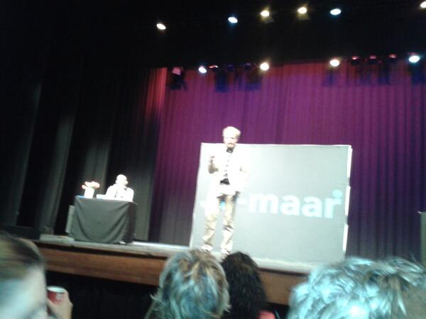 esmaraldewokke's tweet image. In #debinding van #langedijk bij de #jamaaromdenkshow. Spannend...