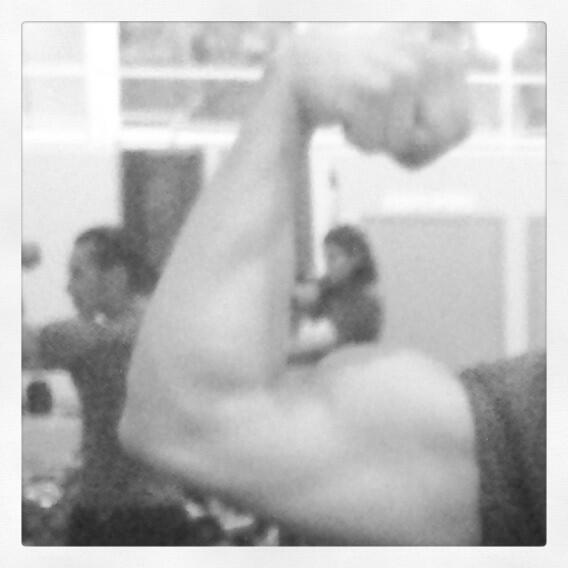 ProformaGym's tweet image. ¿Tú quieres un músculo asi? Trabajo y dedicación es lo que tú necesitas!
#Muscle #Workout #training #fb