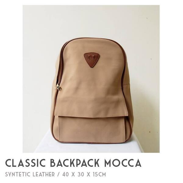 Unisex Classic backpack in Mocca, IDR 175,000. Ssst, bisa buat pake kembaran bareng cowok kamu lho!;)