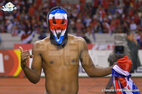 View image on Twitter