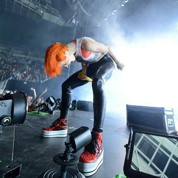 ParamoreIsRock's tweet image. Nueva foto de Hayley en Seattle.