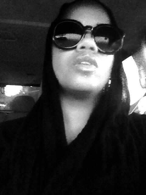 sweetfacedinero's tweet image. black x white #hailmary #nightsweetfaces #mfl