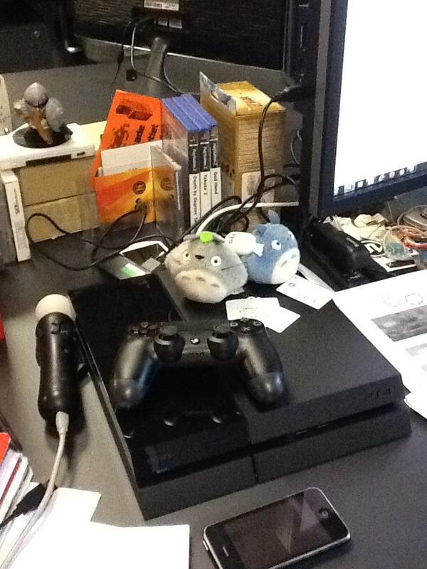 RiMEGame's tweet image. Full Frontal! “@don_raul: @XDCJones @RipstoneGames @Ripstoner Behold, PS4! (not shown, the back) http://t.co/fBD8PvqhJu”