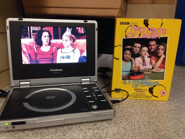 Martin_Bishop87's tweet image. Bored at work watching #twopintsoflarger @Sheridansmith1 @RalfLittle @WillMellor76 #loveit #funny